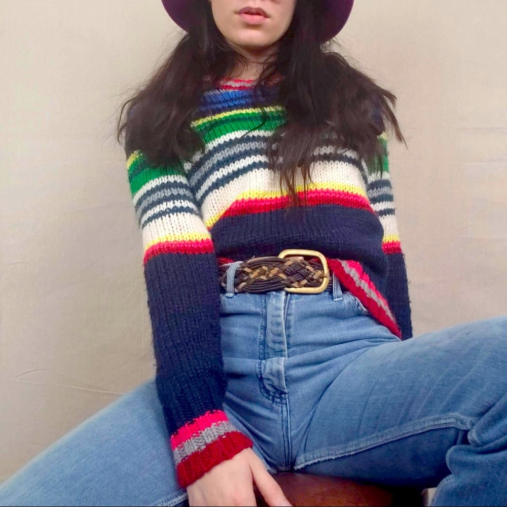 American Eagle sweater